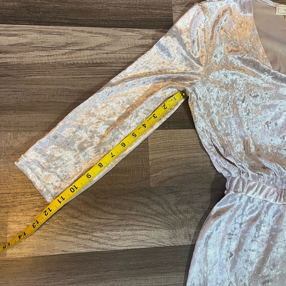 No Comment Champagne Crushed Velvet Romper - Size M - Picture 12 of 13